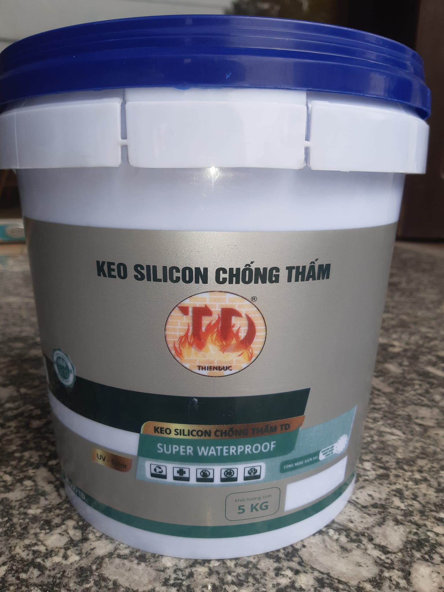 Keo silicone chống thấm ,bám dính chắc chắn,chống ẩm tốt